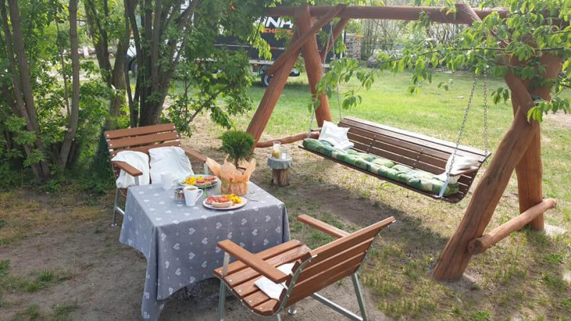 Ławka balsa nature w ogrodzie